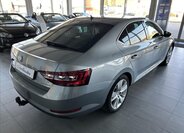 Škoda Superb Sedan / Limuzína 1,4 l 110 kw