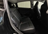 Tesla Model Y SUV 0,0 393 kw