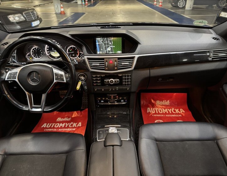 Mercedes-Benz Třídy E 23