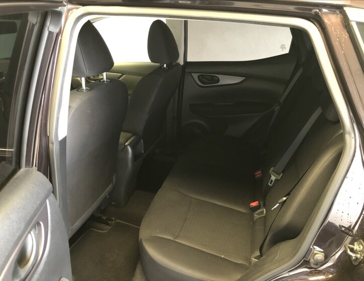 Nissan Qashqai 10