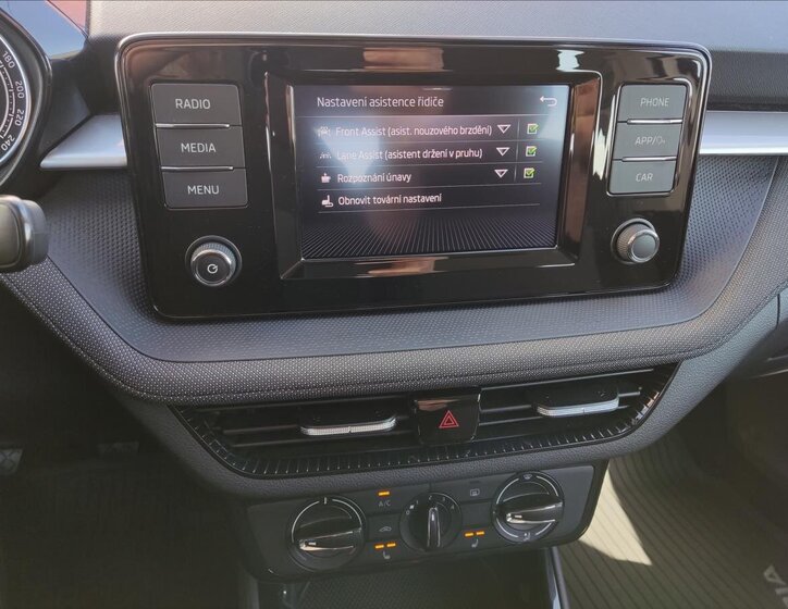 Škoda Fabia Hatchback 999,0 59 kw