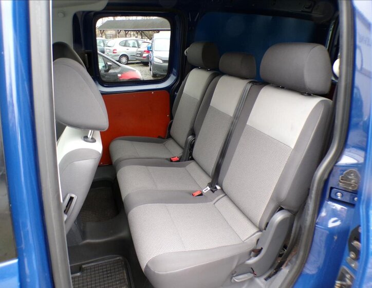 Volkswagen Caddy Kombi 2,0 l 103 kw