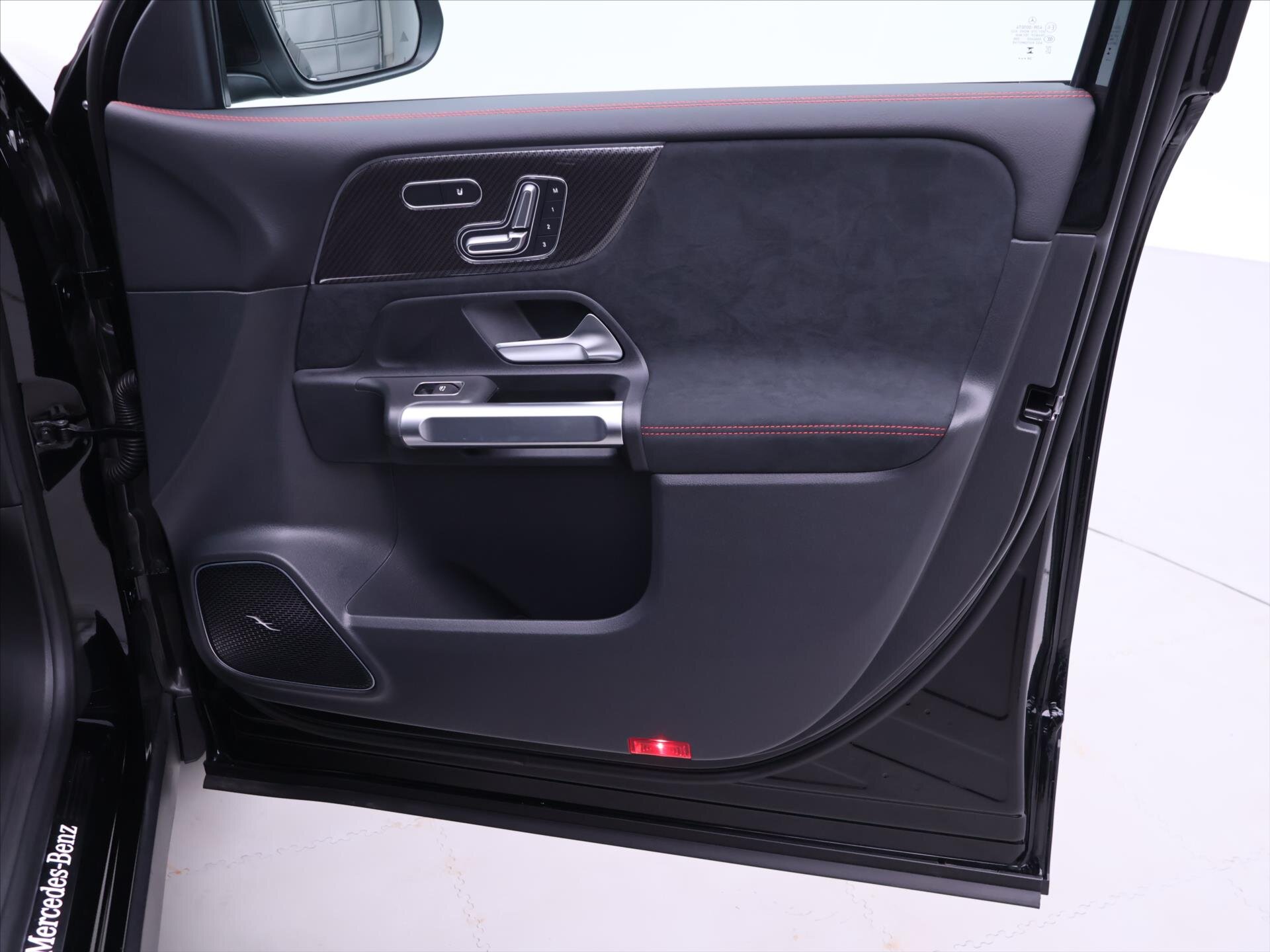 Mercedes-Benz GLB SUV / Terénní 2,0 l 110 kw