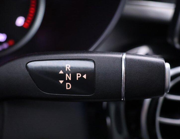 Mercedes-Benz GLC 21