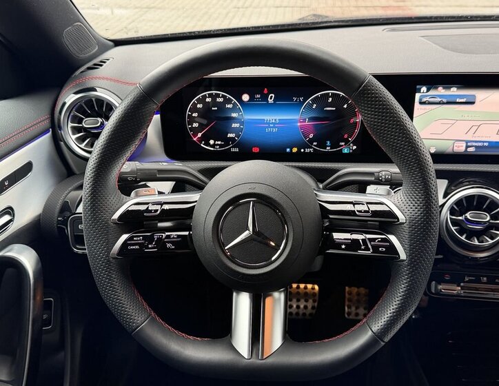 Mercedes-Benz CLA Sedan / Limuzína 2,0 l 110 kw