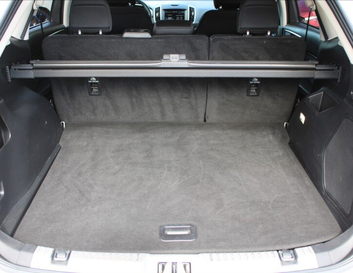 Ford Edge SUV 2,0 l 154 kw