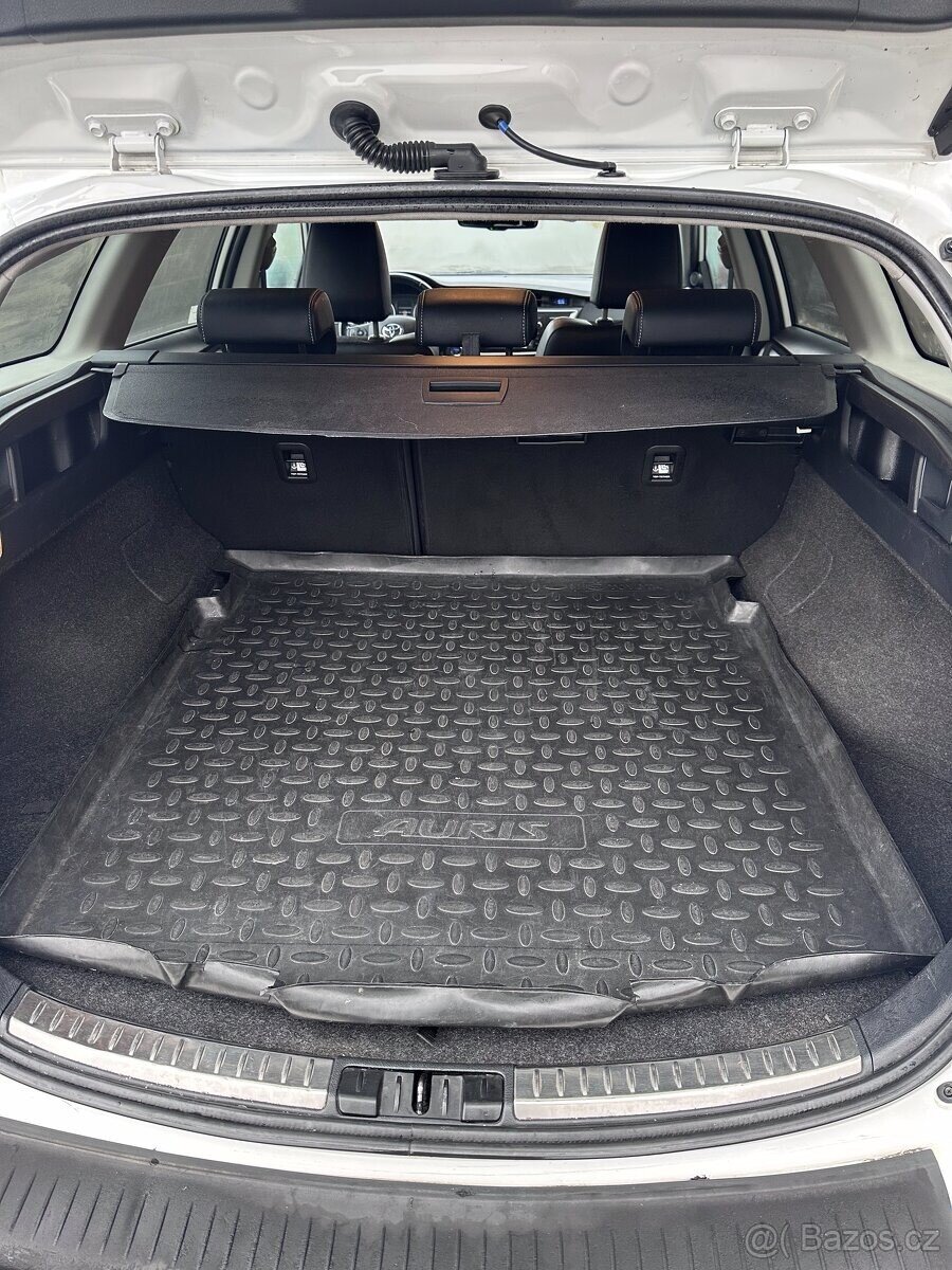 Toyota Auris Kombi 0,0 0