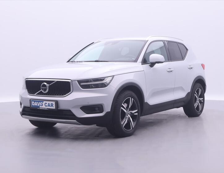 Volvo XC40 3