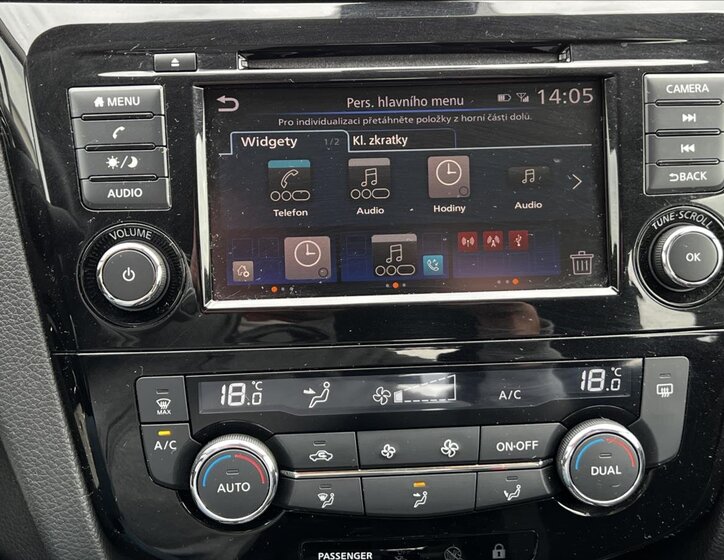 Nissan Qashqai SUV / Terénní 1,3 l 103 kw