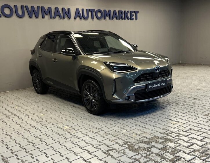 Toyota Yaris Cross 14