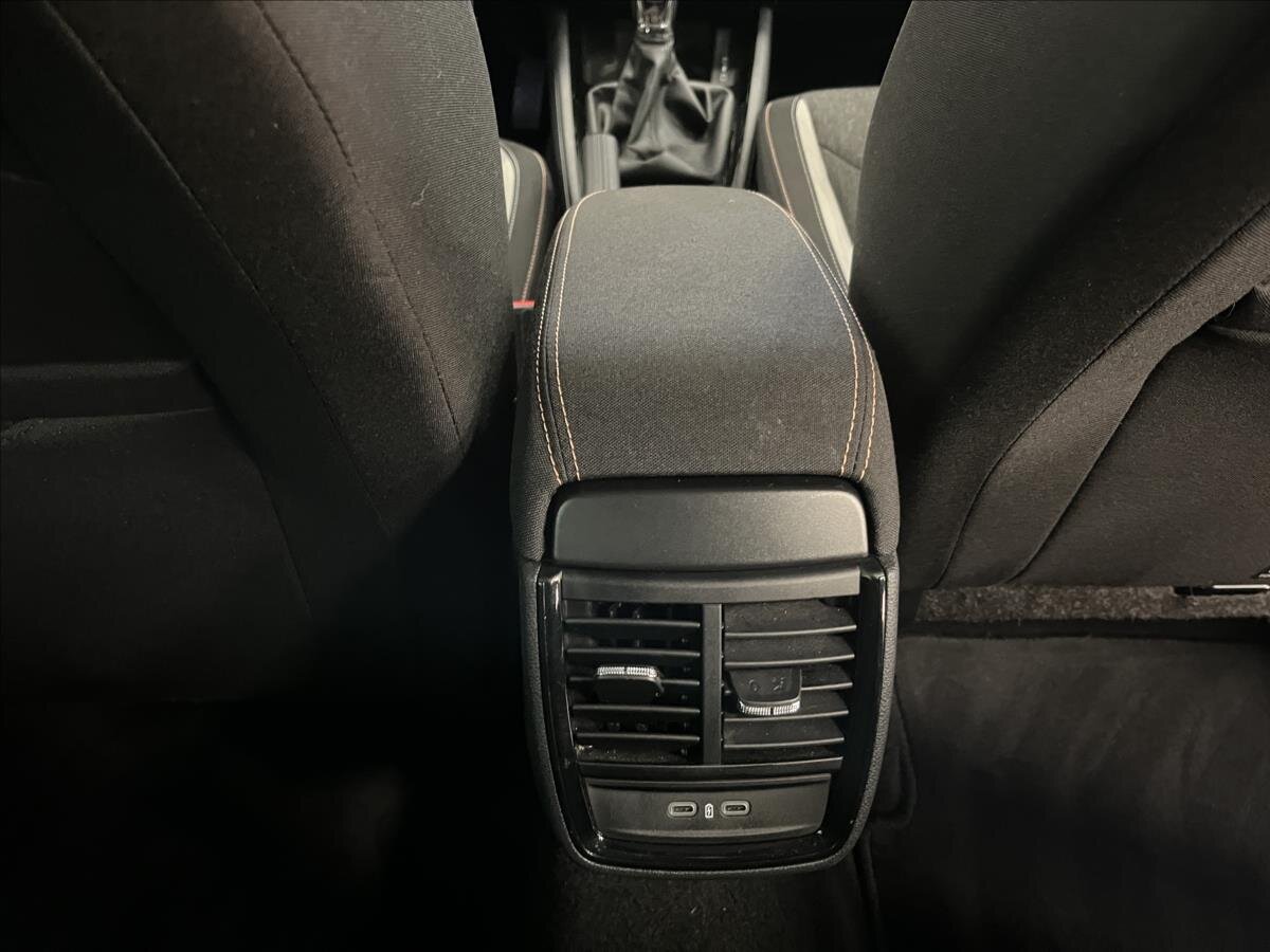 Škoda Kamiq Hatchback 999,0 85 kw