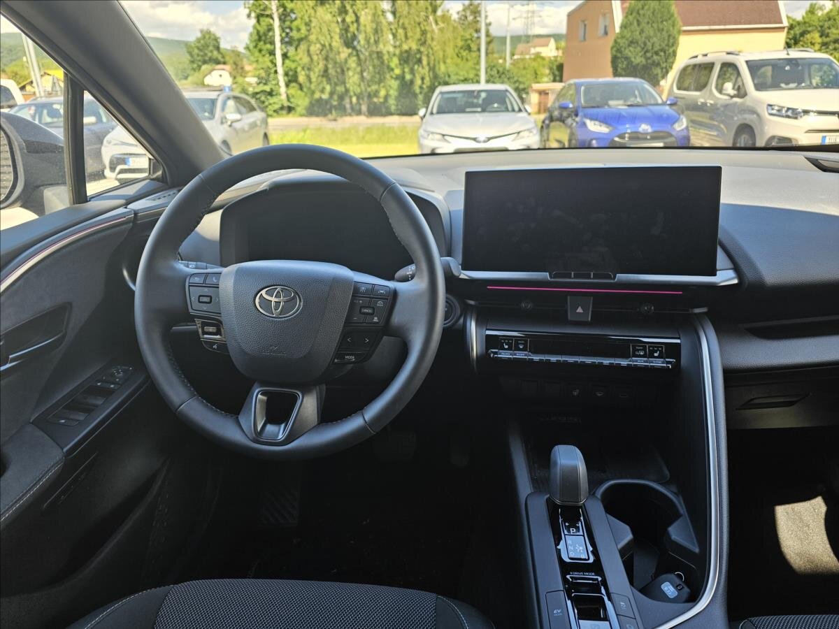 Toyota C-HR Hatchback 1,8 l 72 kw