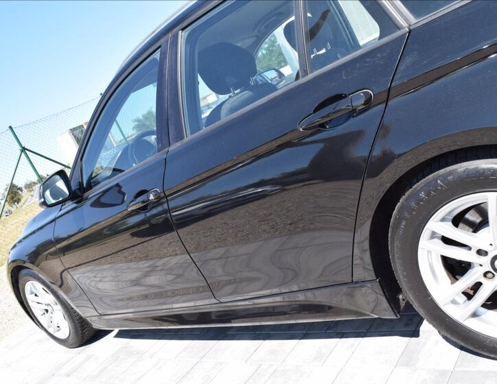BMW Řada 3 Kombi 2,0 l 105 kw