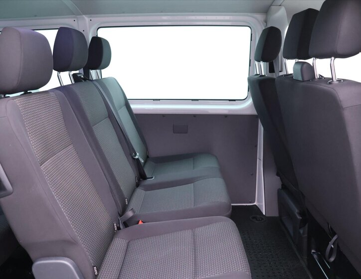 Volkswagen Transporter 15