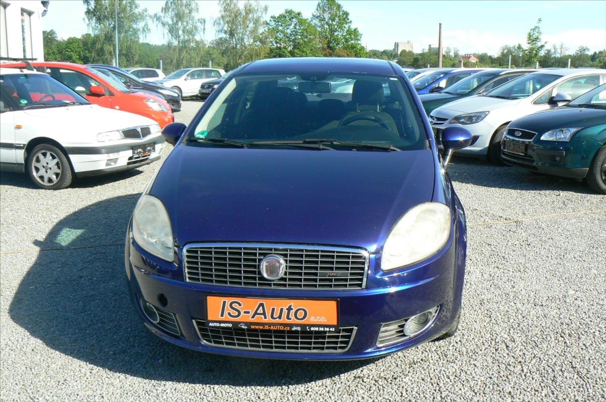 Fiat Linea Sedan / Limuzína 1,4 l 88 kw