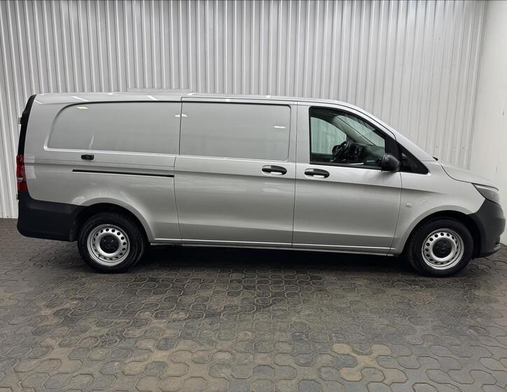 Mercedes-Benz Vito 10