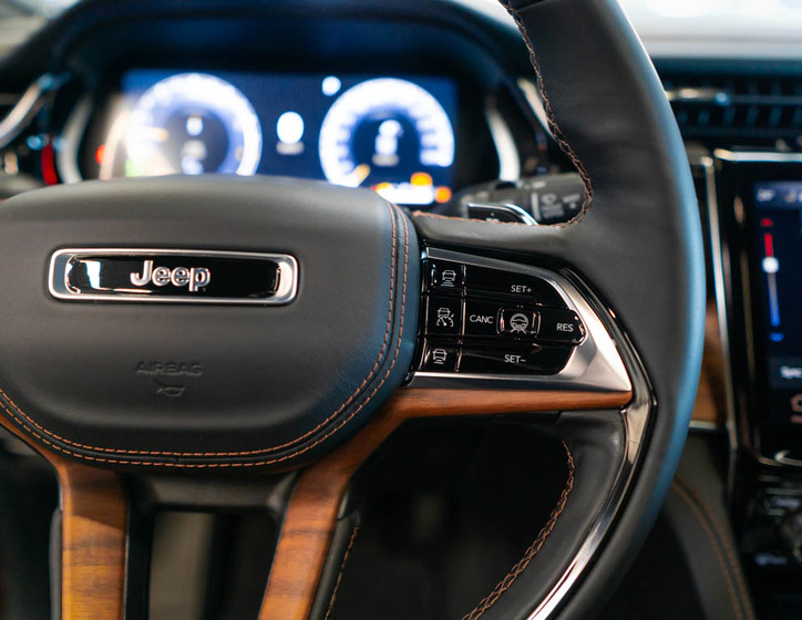 Jeep Grand Cherokee 22