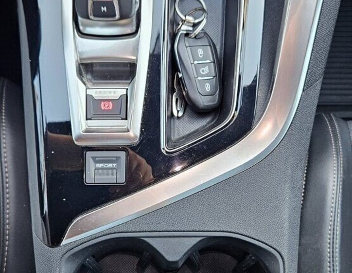 Peugeot 3008 SUV / Terénní 0,0 133 kw