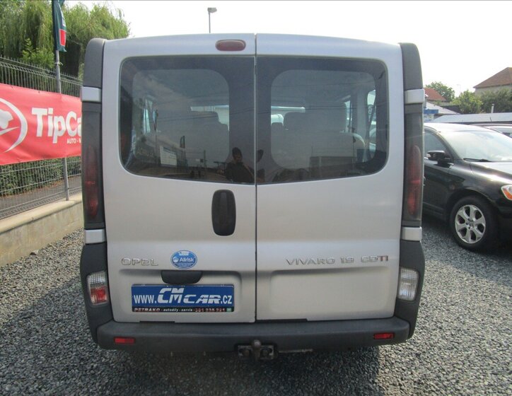 Opel Vivaro 5