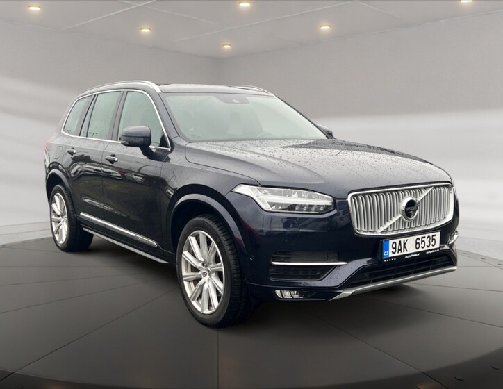 Volvo XC90 1