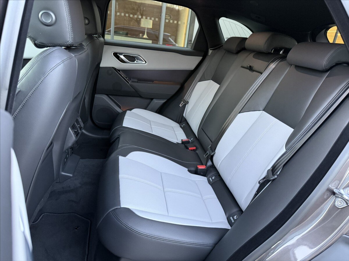 Land Rover Range Rover Velar SUV / Terénní 3,0 l 221 kw