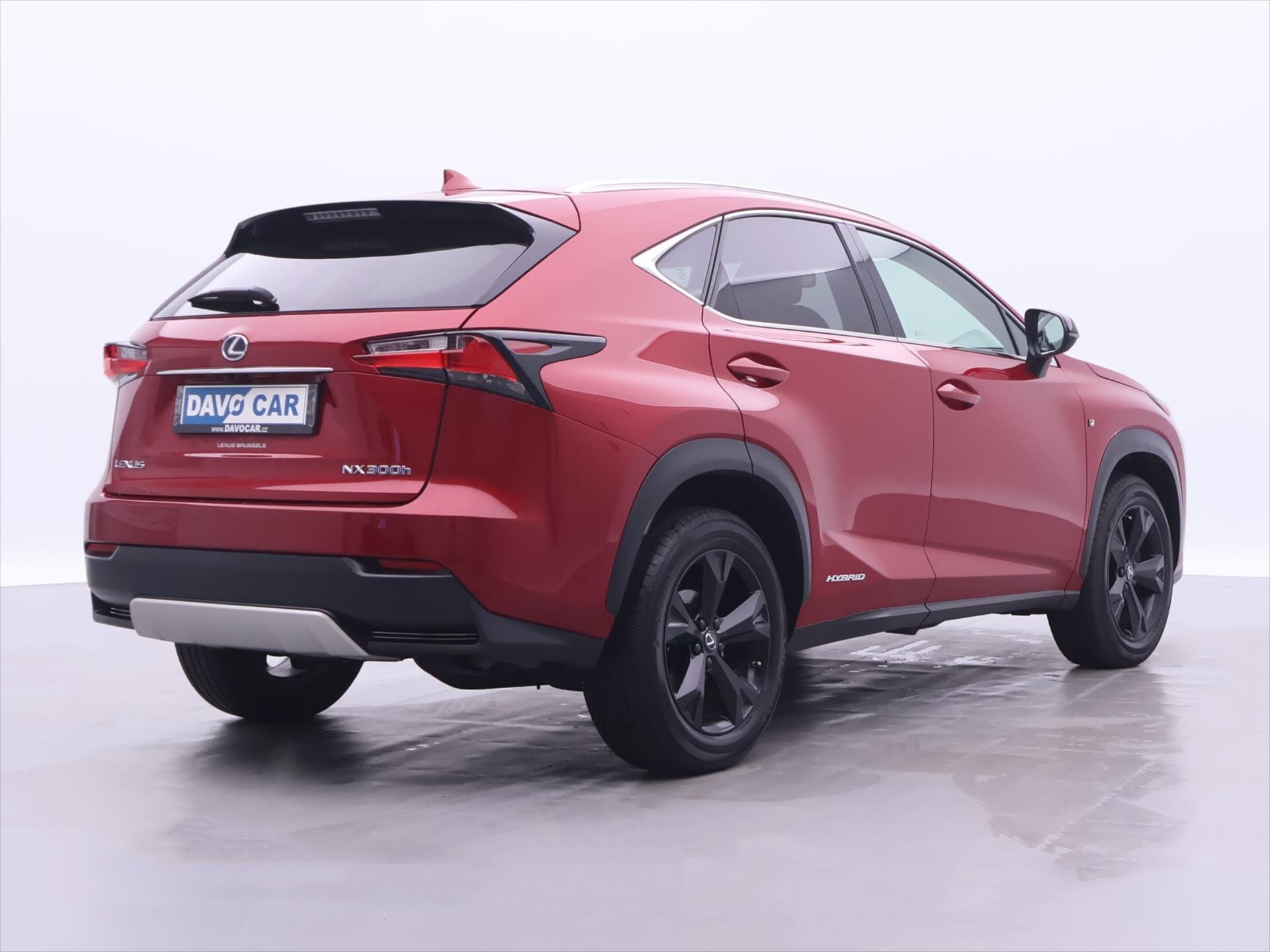 Lexus NX 300h SUV 2,5 l 114 kw