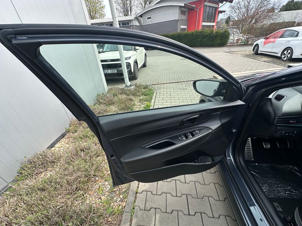 Hyundai i20 Hatchback 1,2 l 58 kw