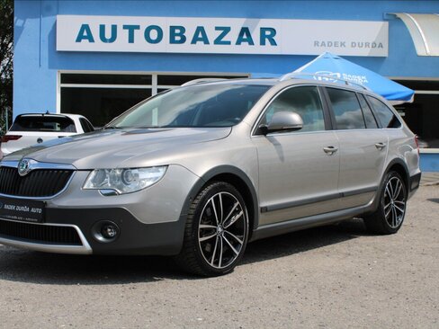 Škoda Superb Kombi 2,0 l 103 kw