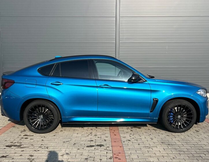 BMW X6 SUV / Terénní 4,4 l 512 kw