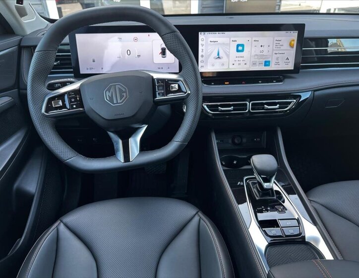 MG HS SUV 1,5 l 125 kw