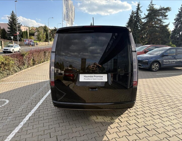 Hyundai Staria MPV 2,2 l 130 kw