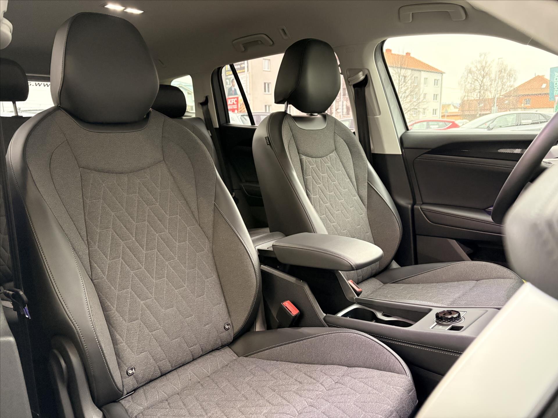 Volkswagen Tayron SUV / Terénní 2,0 l 110 kw