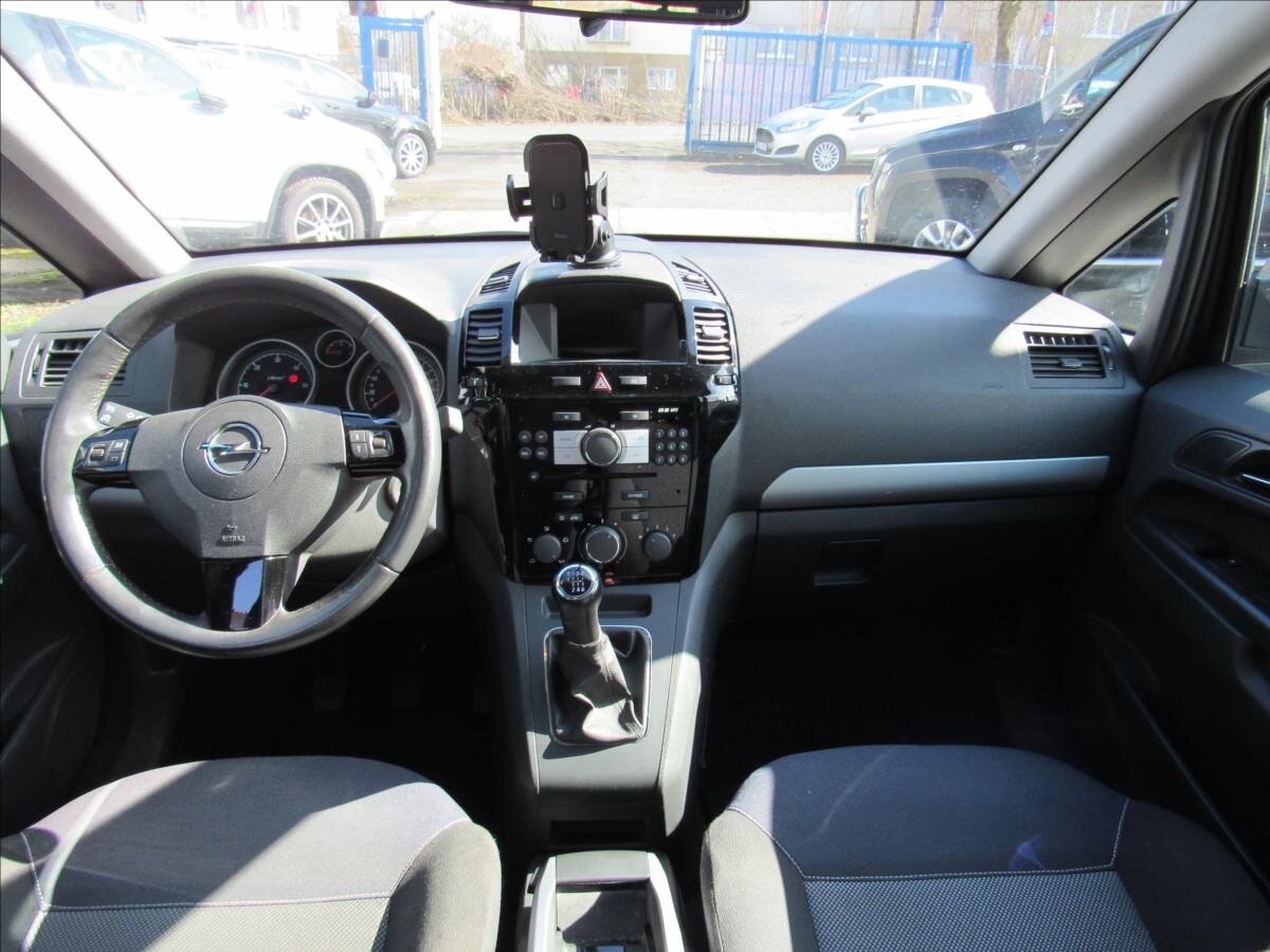 Opel Zafira Kombi 1,7 l 81 kw