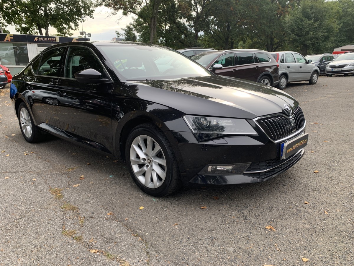 Škoda Superb