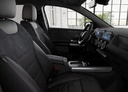 Mercedes-Benz GLA SUV / Terénní 1,3 l 120 kw