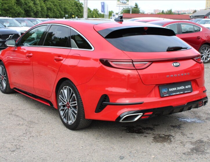 KIA ProCeed 6