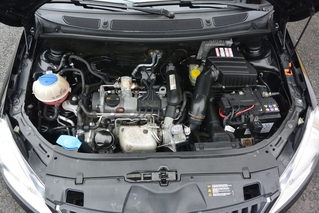 Škoda Roomster Kombi 1,2 l 63 kw