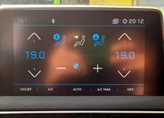 Peugeot 3008 SUV / Terénní 1,5 l 96 kw