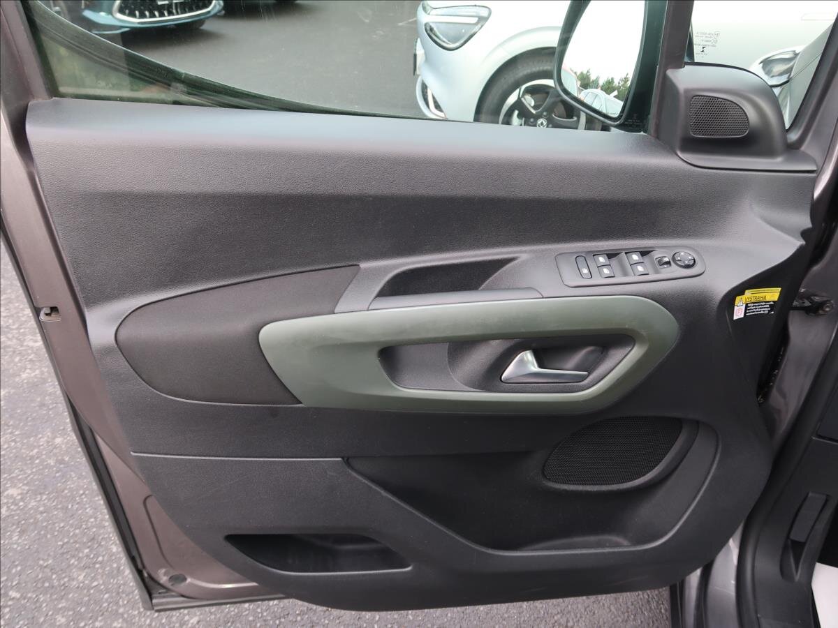 Citroën Berlingo MPV 1,5 l 96 kw