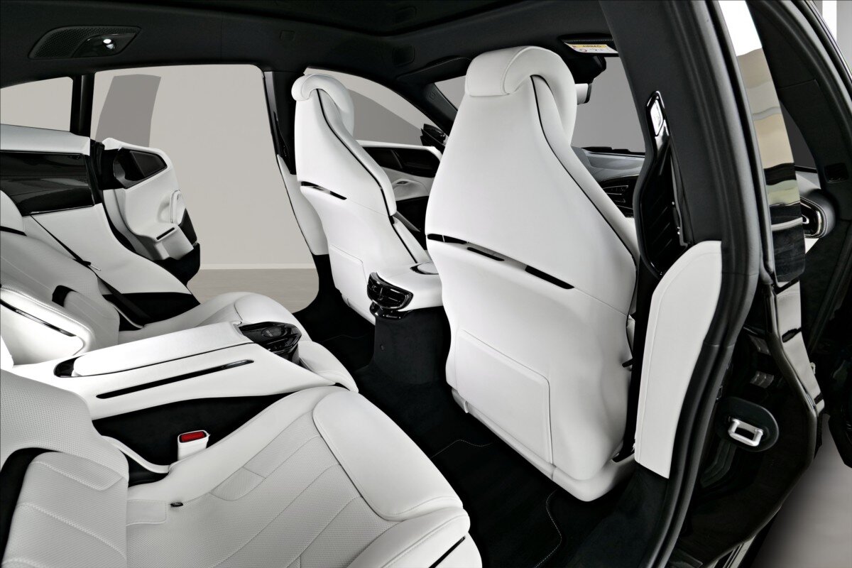 Ferrari Purosangue SUV / Terénní 6,5 l 529 kw