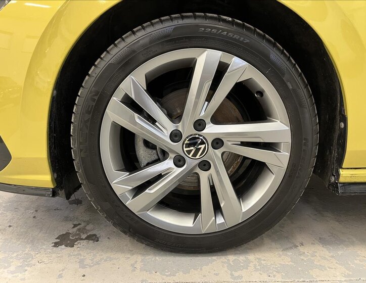 Volkswagen Golf Hatchback 1,5 l 110 kw