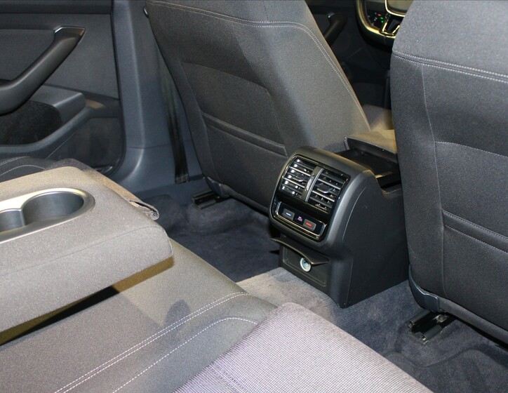 Volkswagen Passat 22