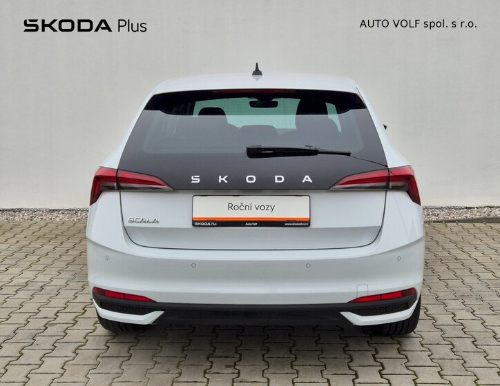 Škoda Scala 10