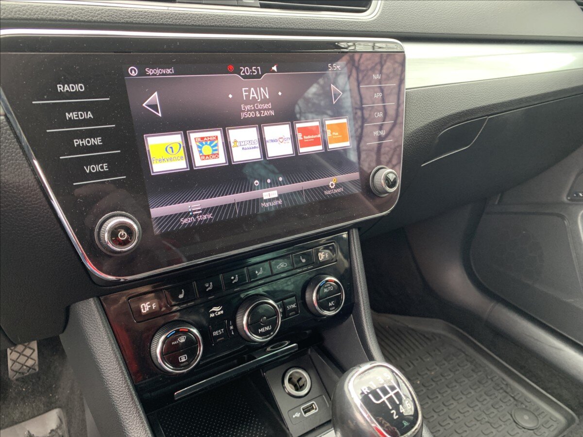 Škoda Superb Sedan / Limuzína 1,5 l 110 kw