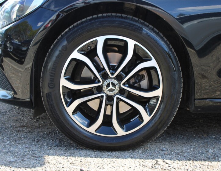 Mercedes-Benz Třídy C 27