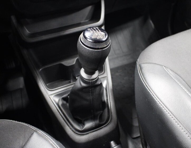 Renault Express Ostatní 1,5 l 70 kw