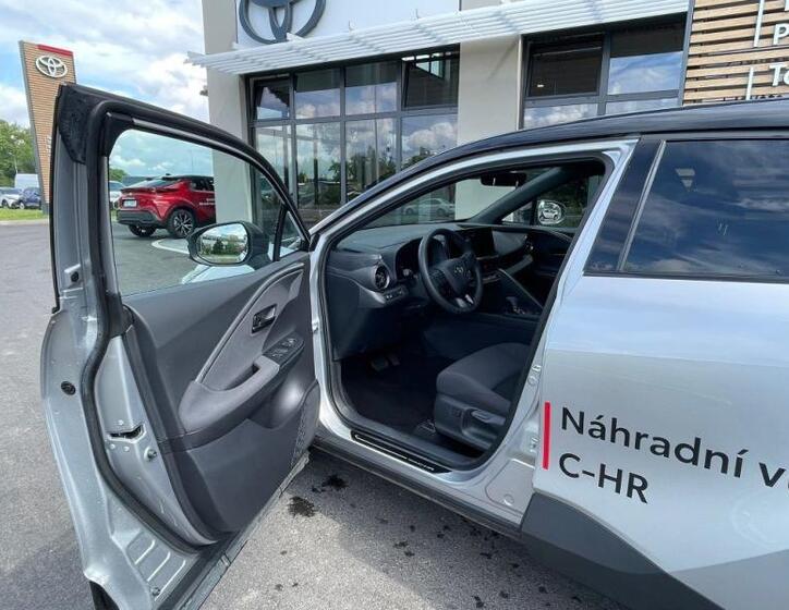 Toyota C-HR 27