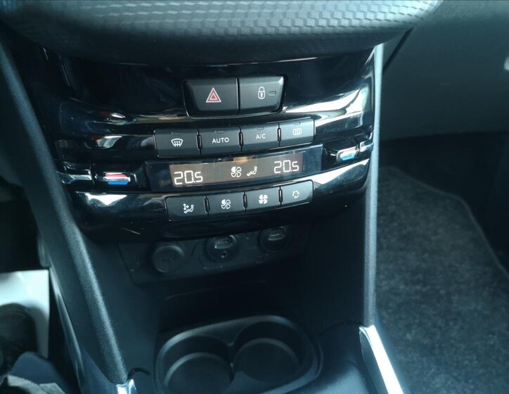 Peugeot 2008 Kombi 1,6 l 84 kw