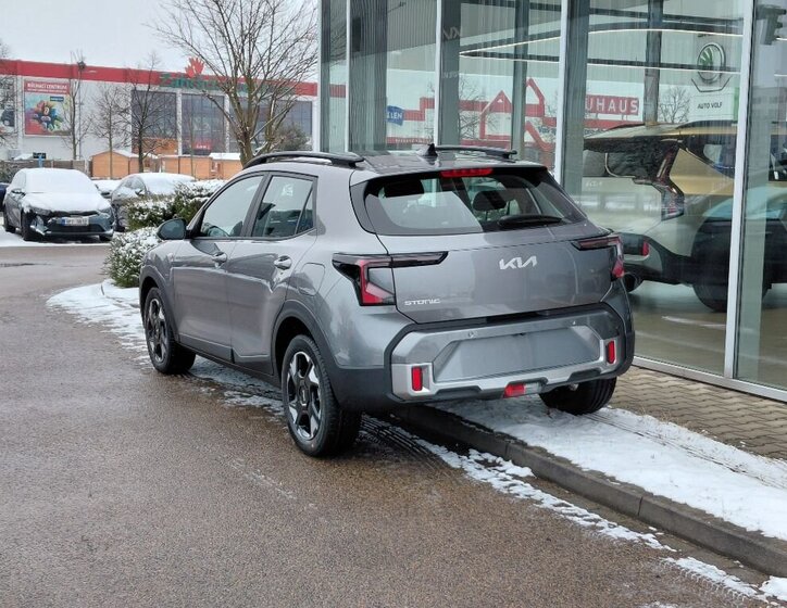 KIA Stonic Hatchback 998,0 74 kw