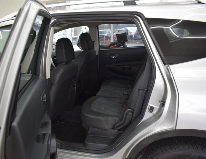 Nissan Qashqai SUV 2,0 l 104 kw